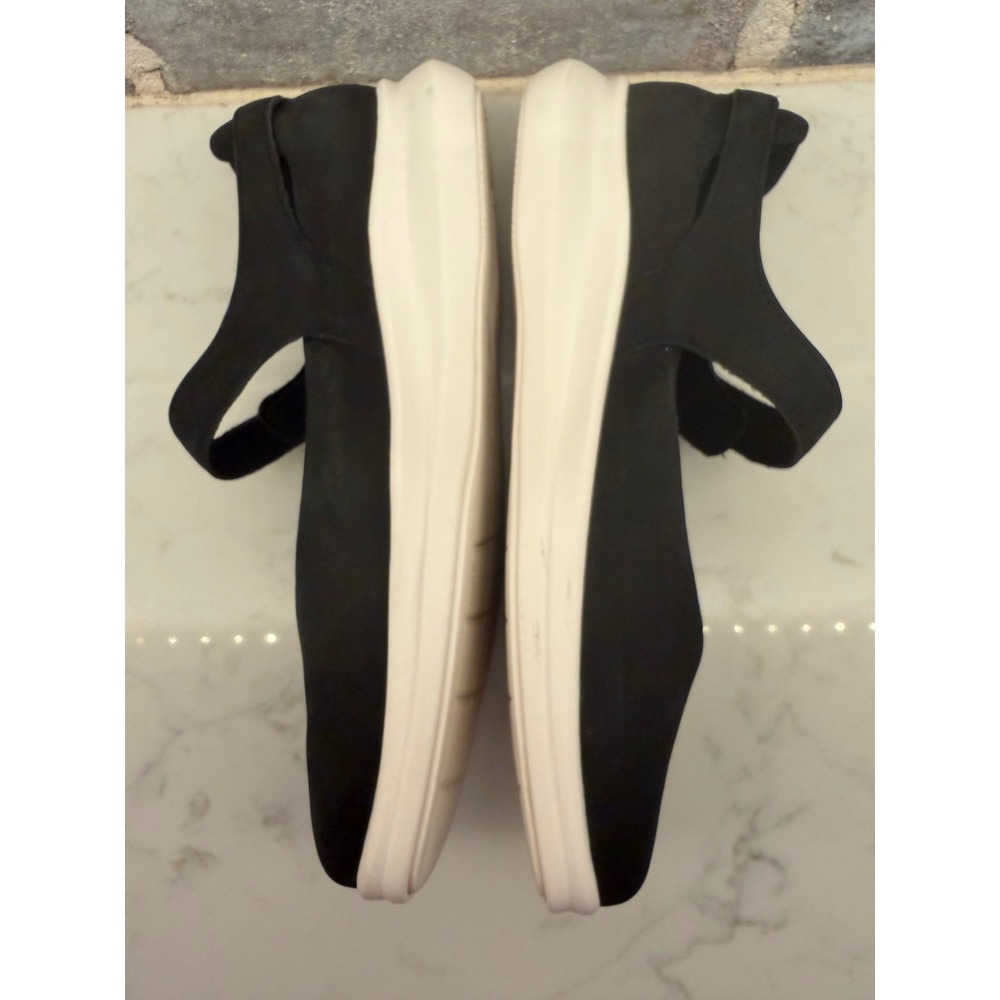 Clarks Artisan Lydell Size 7 Black Suede Nubuck Mary Jane Flats Contour Cushion - Picture 4 of 9